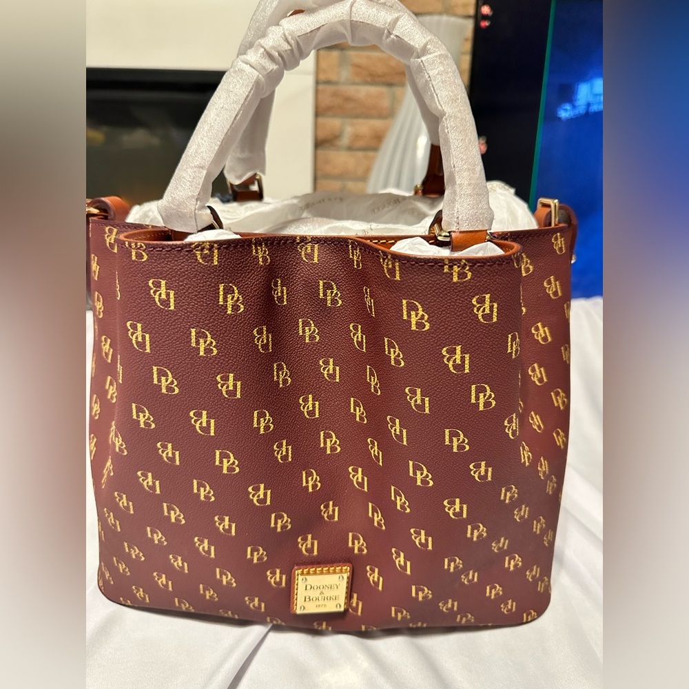 Dooney and Bourke Gretta Brenna beautiful bag. $428.00 retail. Brand new & tags